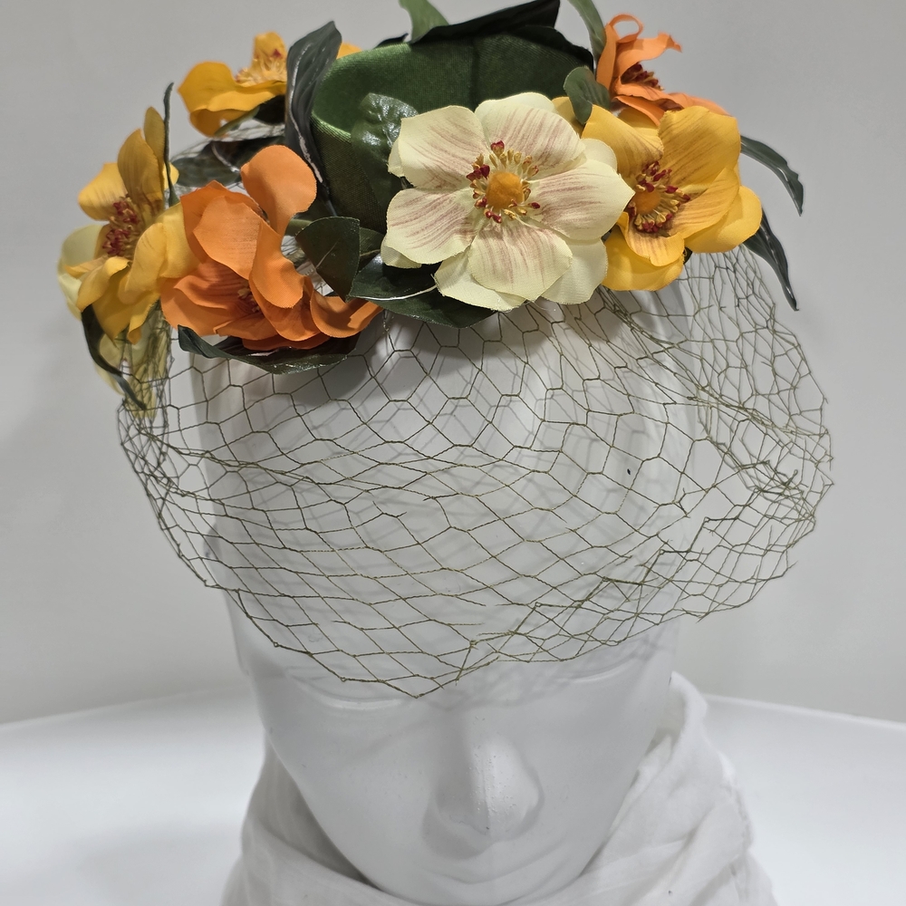 Vintage Floral Fascinator with Veil